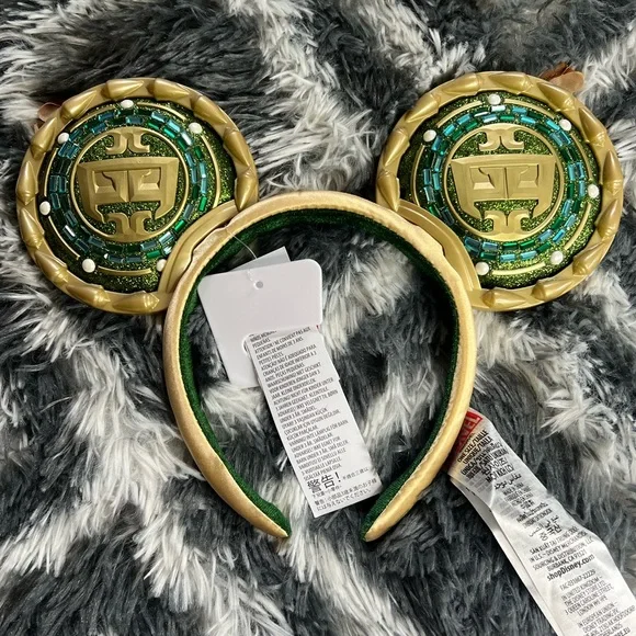 NWT Wakanda Forever Namor ears s-l400.jpg main image 4